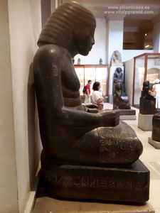 Escriba jerogl&iacute;ficos Museo del El Cairo