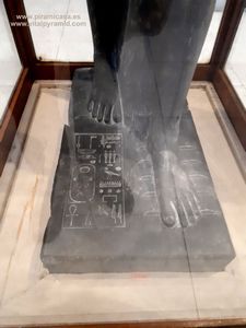  jerogl&iacute;ficos en granito Museo del El Cairo