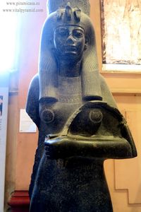 Estatua faraona Egipto Museo del El Cairo