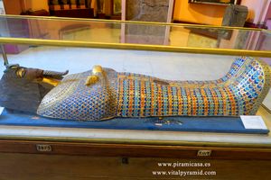 Sarc&oacute;fago f&eacute;retro Museo del El Cairo