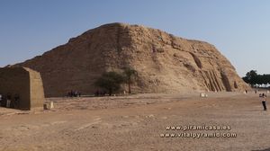 tn_abu-simbel-22.jpg