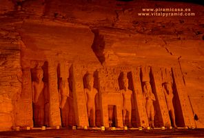 tn_abu-simbel-32.jpg