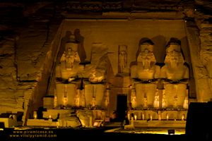 tn_abu-simbel-35.jpg