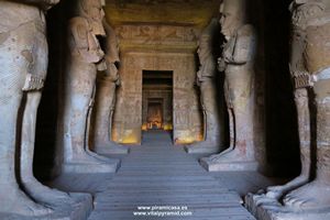 tn_Templo-Abu-Simbel-2018-008