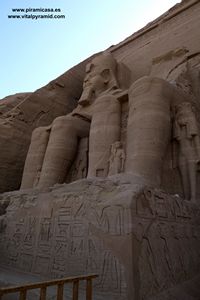 Abu Simbel Exteriores