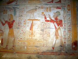 Jerogl&iacute;ficos y el Sacerdote