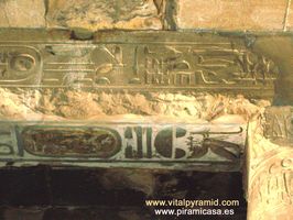 Jerogl&iacute;ficos dintel Abydos
