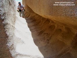 MARCAS DE DESBASTE DE LA ROCA