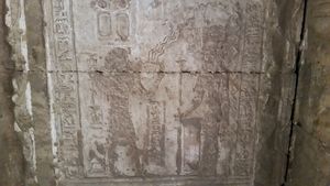 Las Columnas de los Dioses Hator Dandara