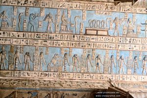 Techo Interior limpio Dendera Egipto