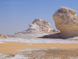 Rocas del Desierto Blanco