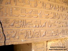 Bellos Jerogl&iacute;ficos en Saqqara