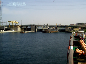 Esclusa de Esna, Egipto