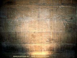 Templo Egipcio Jerogl&iacute;ficos en Muros