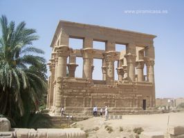 Bello templete que adjudican a Trajano