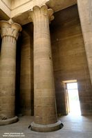 Jerogl&iacute;ficos en columnas Filae