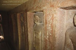 Bajo las  Pir&aacute;mides de Egipto  Arquitecto