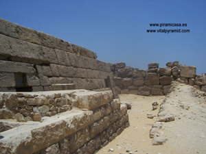 Otras Construcciones en  Guiza  pir&aacute;mides de  Egipto