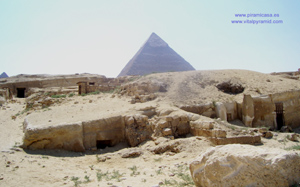 Otras construcciones en Guiza