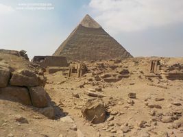 pir&aacute;mide Kefren  en Guiza