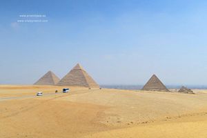 Keops, Kefr&eacute;n y Micerinos