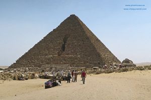 Micerino Menkaura en  Guiza  pir&aacute;mides de  Egipto