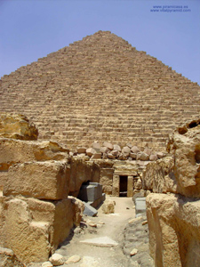 Otras construcciones en Guiza