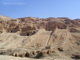 Monta&ntilde;as Hatshepsut