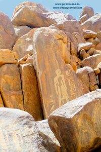 Isla Sohel rocas jerogl&iacute;ficos