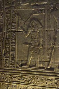 Sekhmet y Jerogl&ntilde;ificos muro de Kalabsha