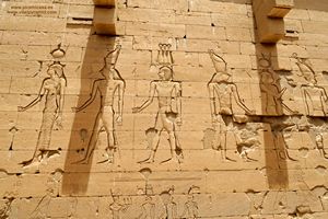 Dioses Egipcios muro de Kalabsha