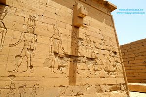 Dioses Egipcios muro de Kalabsha
