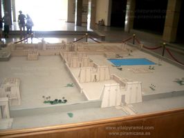 Gigantesco Templo de Karnak