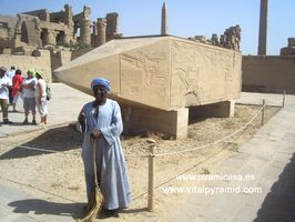 Punta de Obelisco en KArnak