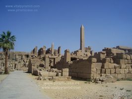 Ruinas y Obelisco Karnak