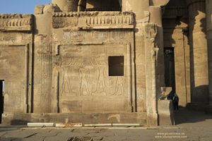 jeroglificos en Kom Ombo