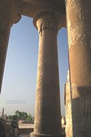 Jerogl&iacute;ficos en Columnas de  Kom Ombo