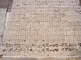 grandes jerogl&iacute;ficos