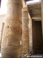 pinturas en las columnas