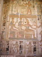 Los tronos de los dioses