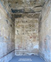 C&aacute;maras con jerogl&iacute;ficos