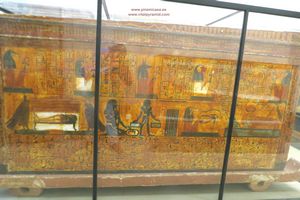 PSarc&oacute;fago con  jerogl&iacute;ficos Museo de El Cairo fotos im&aacute;genes
