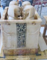Vasos canopos alabastro  Museo de El Cairo fotos im&aacute;genes