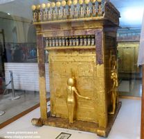 Sarc&oacute;fago oro Tutankamon  Museo de El Cairo fotos im&aacute;genes