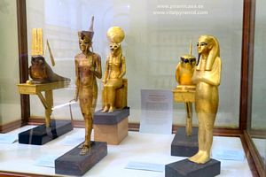 Estatuillas faraones  Museo de El Cairo escultura iniciado
