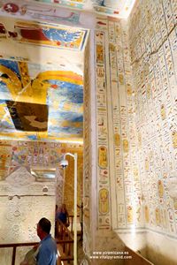 Jerogl&iacute;ficos  cripta del Valle de los Reyea