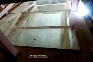 Jerogl&iacute;ficos  cripta del Valle de los Reyea
